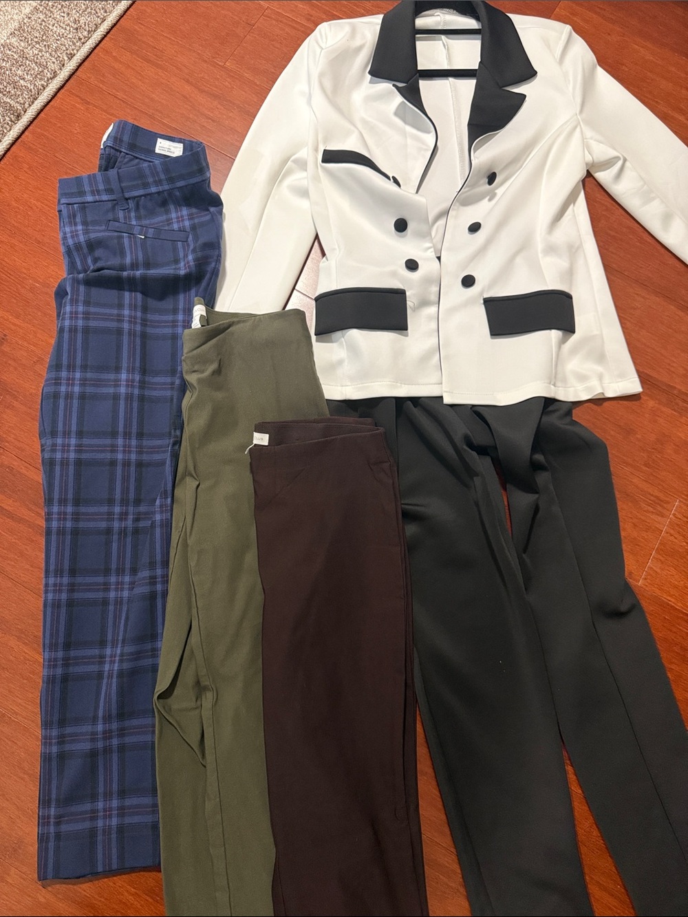 GAP Navy Plaid Trousers - Slim Fit 5 pc set size s,m. 4 ,6